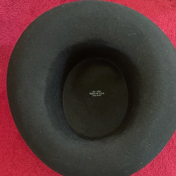 Hand crafted hat 100% wool Made in USA NWOT display picture 3